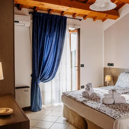 ベッド・アンド・ブレックファスト La Dolce 4*